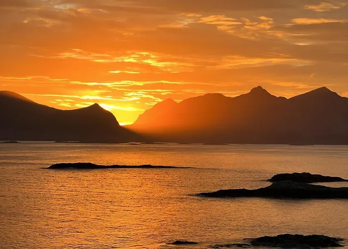 Lofoten New * Henningsvær
